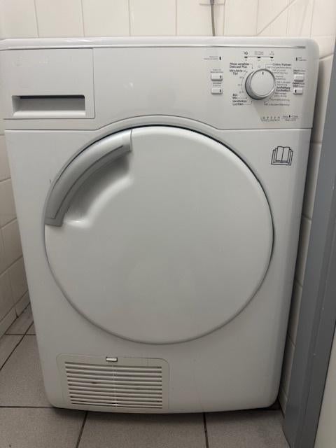 À vendre Sécheur à condensation/ Sécheur à condensation, Programme laine, Comme neuf, Enlèvement, Élévateur