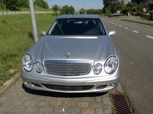 Mercedes E 220 CDI, Auto's, Mercedes-Benz, Particulier, E-Klasse, ABS, Boordcomputer, Cruise Control, Elektrische ramen, Lichtmetalen velgen