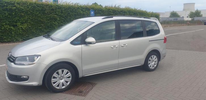 VW Sharan 2.0TDI AUTOMATIQUE, Autos, Volkswagen, Particulier, Sharan, Caméra de recul, Phares directionnels, Régulateur de distance