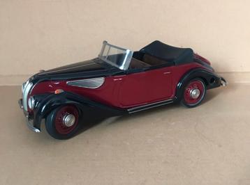 Schuco BMW 327 cabriolet rood/zwart 1:18 oldtimer 