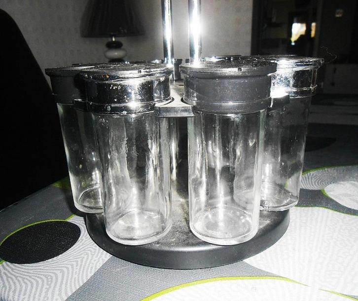 Kleine „" tourniquet "” met kruidenpotjes”, Huis en Inrichting, Keuken | Servies, Zo goed als nieuw, Glas, Ophalen of Verzenden