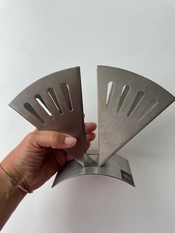 Zack servet of koffiefilter houder beschikbaar voor biedingen