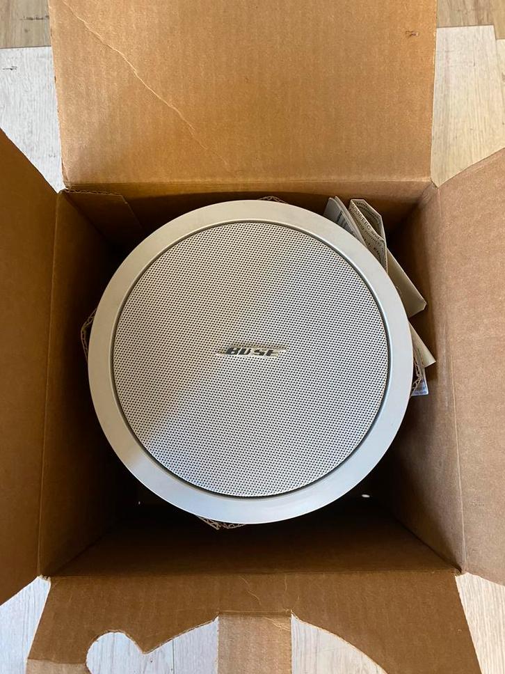 BOSE FreeSpace Model 32-luidspreker, Audio, Tv en Foto, Luidsprekerboxen, Zo goed als nieuw, Overige typen, Minder dan 60 watt