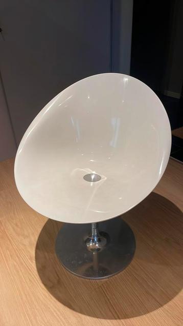 Lot de chaises/fauteuils Philippe Starck/Kartell Eros blanc beschikbaar voor biedingen
