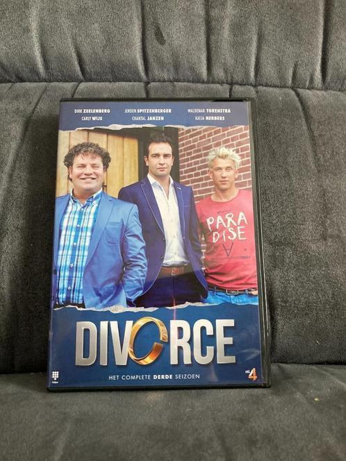 Divorce seizoen 3, CD & DVD, DVD | Néerlandophone, Comme neuf, TV fiction, Autres genres, À partir de 12 ans, Enlèvement ou Envoi