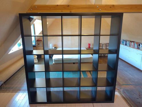 Kallax kast zwart 182 *182cm, Huis en Inrichting, Kasten | Boekenkasten, Gebruikt, 150 tot 200 cm, 150 tot 200 cm, 25 tot 50 cm