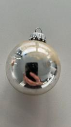Zilveren glazen kerstbal, Diversen, Kerst, Ophalen of Verzenden, Gebruikt