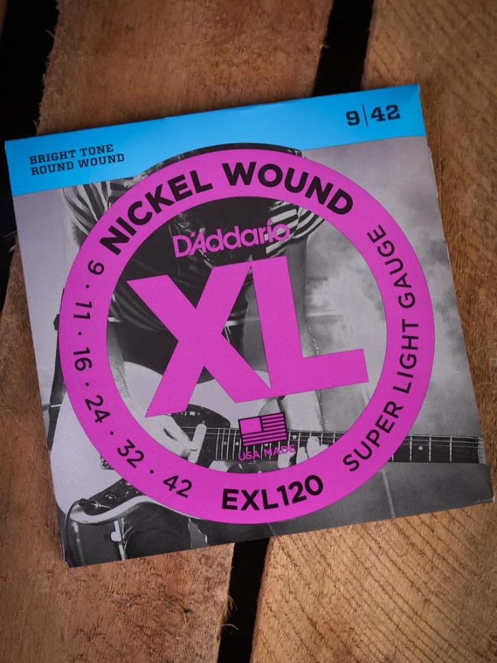 4 setjes D'Addario EXL120 snaren aan halve prijs, Muziek en Instrumenten, Instrumenten | Toebehoren, Nieuw, Elektrische gitaar