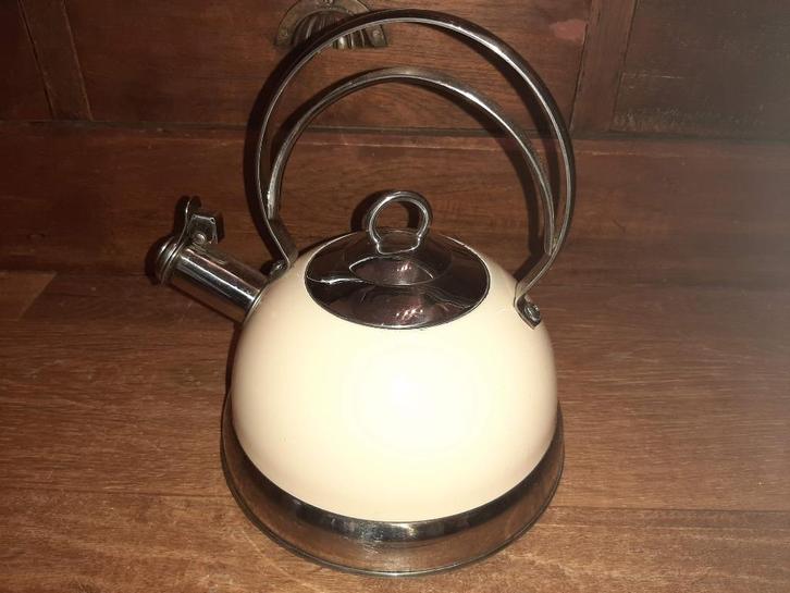 witte WESCO rvs FLUITKETEL waterkoker, Huis en Inrichting, Keuken | Potten en Pannen, Zo goed als nieuw, Kookpan of Snelkookpan