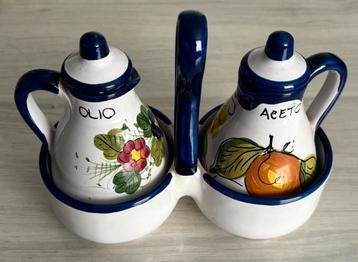 Ensemble huilier et vinaigrier vintage beschikbaar voor biedingen