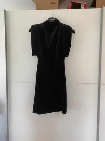 Zara nieuwe jurk smal, Kleding | Dames, Nieuw, Ophalen of Verzenden, Maat 36 (S), Boven de knie