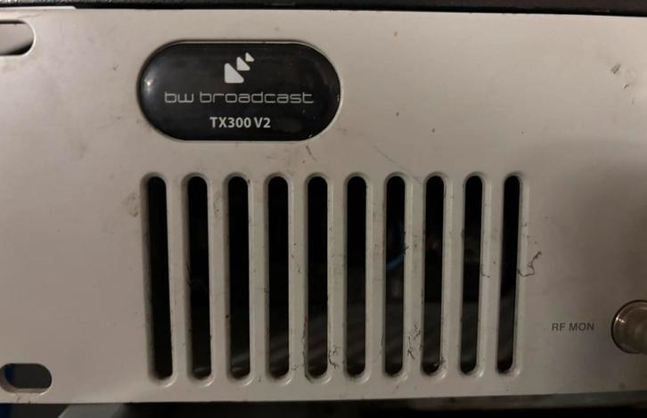 Fm zender bw 300 watt / spare, Telecommunicatie, Zenders en Ontvangers, Gebruikt, Zender, Ophalen