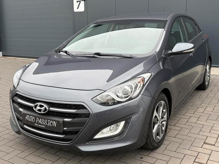 Hyundai i30 - RDC - Bluetooth - Clim elec - Regulateur, Auto's, Hyundai, Bedrijf, Te koop, i30, Bluetooth, Diesel, Euro 6, Handgeschakeld