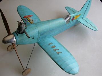 Vintage vliegtuig "G-line CONTROL " kit & motor =1942 beschikbaar voor biedingen
