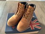 Dames veterlaarsjes, nubuck leder, maat 37, Ophalen, Zo goed als nieuw