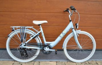 BFK lots of love. 24 inch. Nieuwe staat. Wpr 599 € beschikbaar voor biedingen