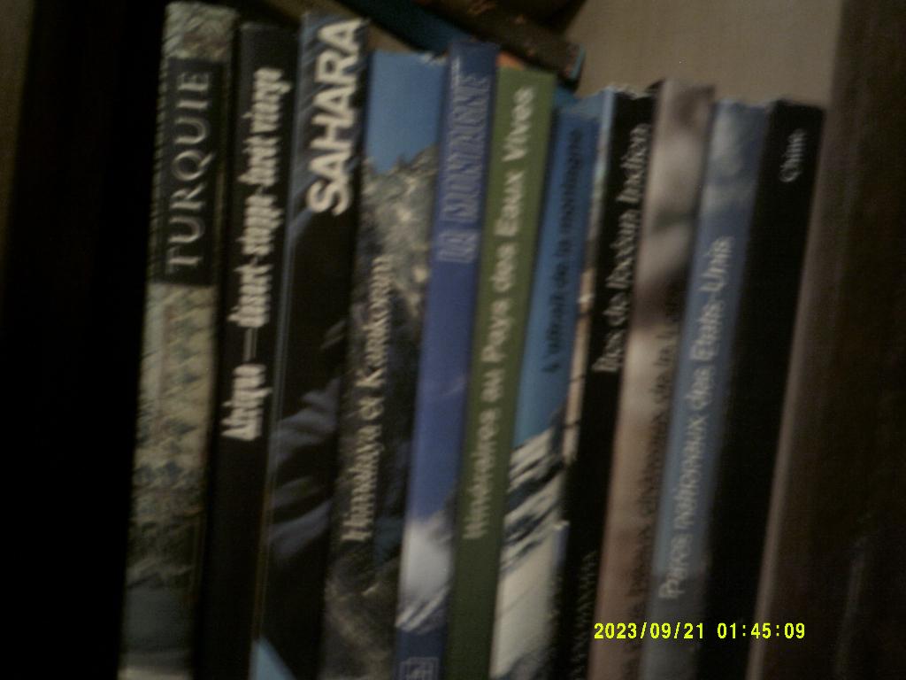 Artis-Historia : Environ 130 albums complets et impeccables, Livres, Livres d'images & Albums d'images, Comme neuf, Album d'images