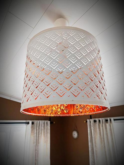 Mooie Ikea hanglamp. Een nieuwe LED lamp krijg je erbij!!, Huis en Inrichting, Lampen | Hanglampen, Zo goed als nieuw, Ophalen