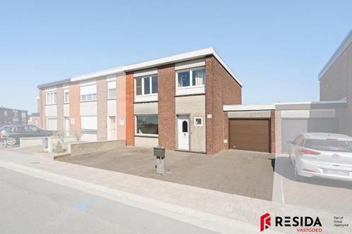 Huis te koop in Waregem, 3 slpks, Immo, Huizen en Appartementen te koop, Vrijstaande woning, F