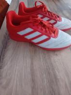 Adidas baskets de foot ( sala ), Sports & Fitness, Enlèvement, Comme neuf