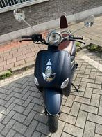 Te koop scooter b klaas met papieren 772km, Fietsen en Brommers, Ophalen, Zo goed als nieuw