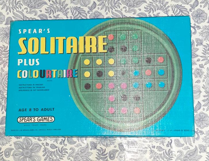jeu de societe solitaire et colourtaire, Hobby en Vrije tijd, Gezelschapsspellen | Bordspellen, Gebruikt, Ophalen of Verzenden