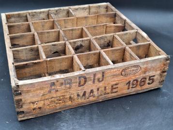 oude bierbak ABDIJ WESTMALLE, 1965 beschikbaar voor biedingen