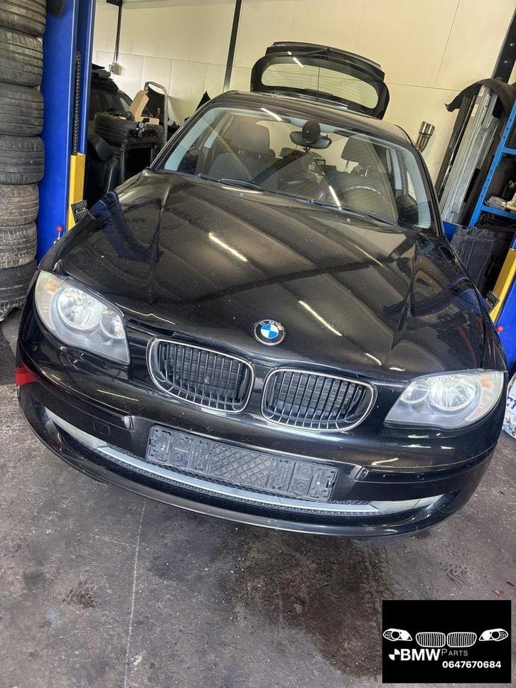 Voorkop Bmw 1-Serie E81 E82 E87 E88 LCI zwart 475, Auto-onderdelen, Carrosserie, Bumper, BMW, Voor, Gebruikt, Herkomst onderdeel bekend