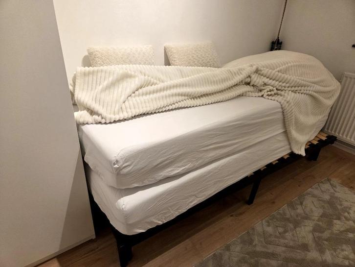 1 ou 2 Matelas NEUFS, Huis en Inrichting, Slaapkamer | Matrassen en Bedbodems, Nieuw, Matras, 80 cm, 200 cm, Ophalen