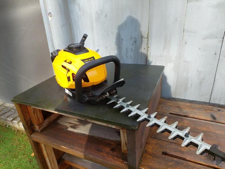Stiga Heggenschaar SHP 60 24,5 cc - 55 cm, Tuin en Terras, Heggenscharen, Zo goed als nieuw, Benzine, Ophalen