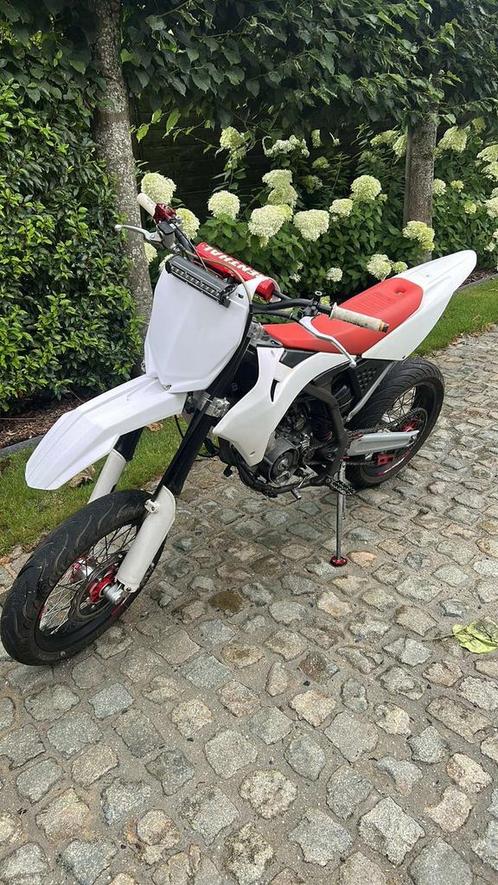 Fantic 50 performence 2021, Fietsen en Brommers, Brommers | Overige merken, Zo goed als nieuw, Klasse B (45 km/u), Ophalen