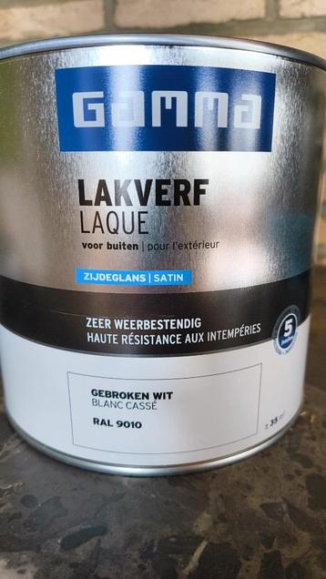 Witte lakverfGamma zijdeglans 2,5 liter disponible aux enchères