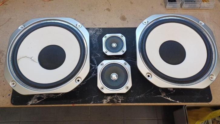 Speakers uit de Marantz HD 680 3weg systeem, Audio, Tv en Foto, Luidsprekerboxen, Gebruikt, Front, Rear of Stereo speakers, 60 tot 120 watt