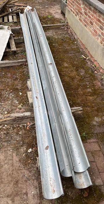 Zinken dakgoten beschikbaar voor biedingen