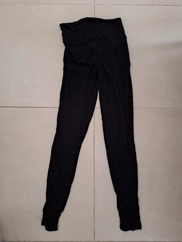 Zwangerschapskledij 24 stuks maat S/M/36, Kleding | Dames, Zwangerschapskleding, Zo goed als nieuw, Maat 36 (S), Ophalen