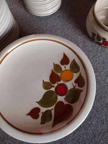 Retro service compleet  beschikbaar voor biedingen
