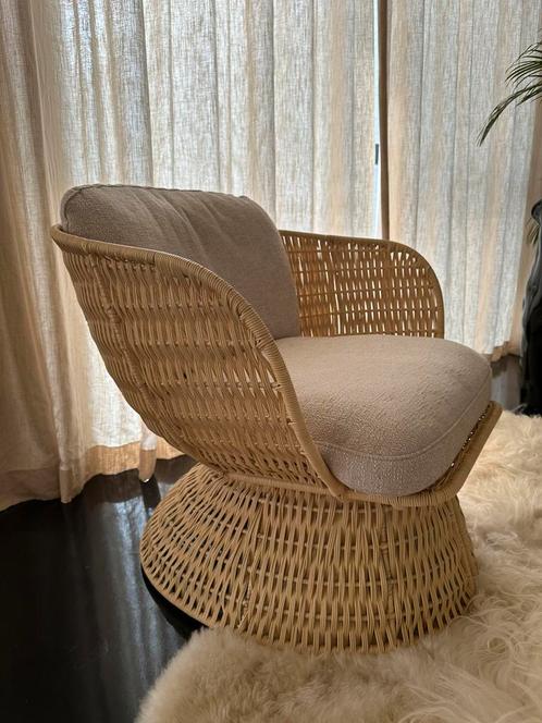 2 Fauteuils in rotan en kussens in katoen, kleur grège, Huis en Inrichting, Fauteuils, Zo goed als nieuw, Ophalen