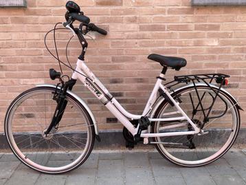 Fiets Damesfiets Herenfiets stadfiets schoolfiets velo beschikbaar voor biedingen