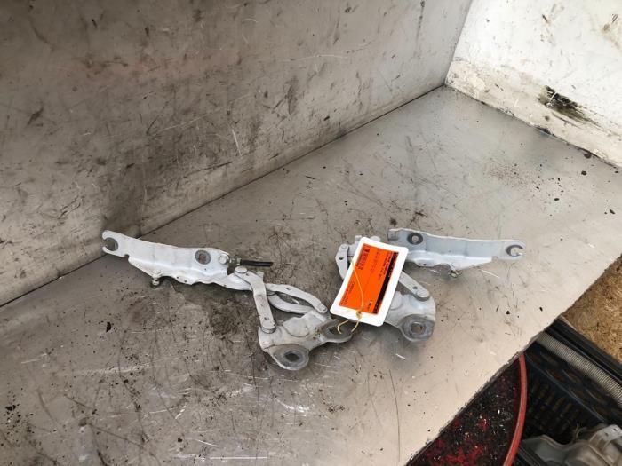 Charnière capot d'un Mini Paceman, Autos : Pièces & Accessoires, Autres pièces automobiles, Mini, Utilisé, 3 mois de garantie