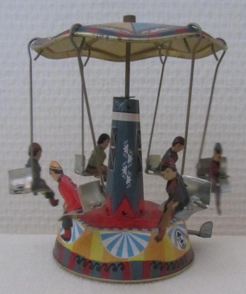 Carrousel - draaimolen in blik - zie beschrijving, Verzamelen, Blikken, Gebruikt, Overige, Overige merken, Ophalen of Verzenden