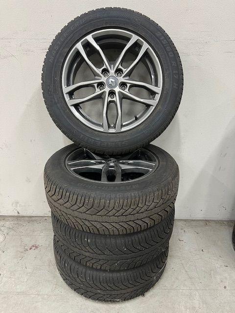 Winterset Renault Captur Semperit Master-Grip 215/60 R17, Auto-onderdelen, Banden en Velgen, Banden en Velgen, Winterbanden, 17 inch