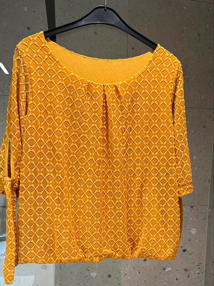 Vlotte blouse/ okergeel/ maat L/ €5, Kleding | Dames, Blouses en Tunieken, Zo goed als nieuw, Maat 42/44 (L), Ophalen of Verzenden