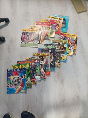 Collectie panini boeken van voetbal  beschikbaar voor biedingen
