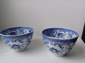 Chinese porceleinen kommetjes beschikbaar voor biedingen