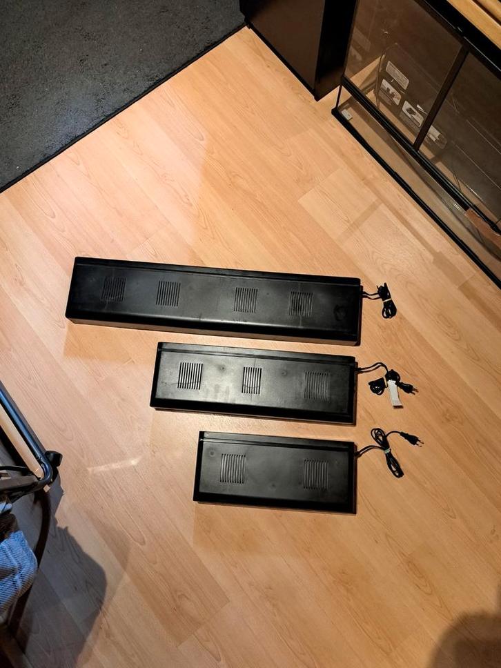 Exo Terra Lampenkappen 45 60 90, Dieren en Toebehoren, Reptielen en Amfibieën | Toebehoren, Zo goed als nieuw, Verlichting, Ophalen