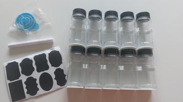10 plastic kruidenpotjes beschikbaar voor biedingen