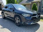 Mercedes GLA 200 SPORT NAVI LED PDC, Auto's, Mercedes-Benz, Automaat, Leder en Stof, Zwart, 120 kW