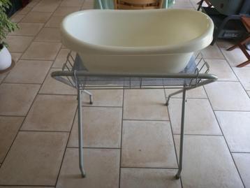 Baignoire sur pieds pour bébé  beschikbaar voor biedingen