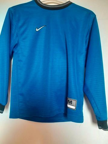 Nike sportswear original  beschikbaar voor biedingen