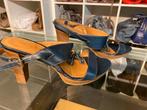 Sandales à talons hauts bleu foncé SCAPA - 39, Vêtements | Femmes, Chaussures, Scapa, Enlèvement ou Envoi, Comme neuf, Bleu